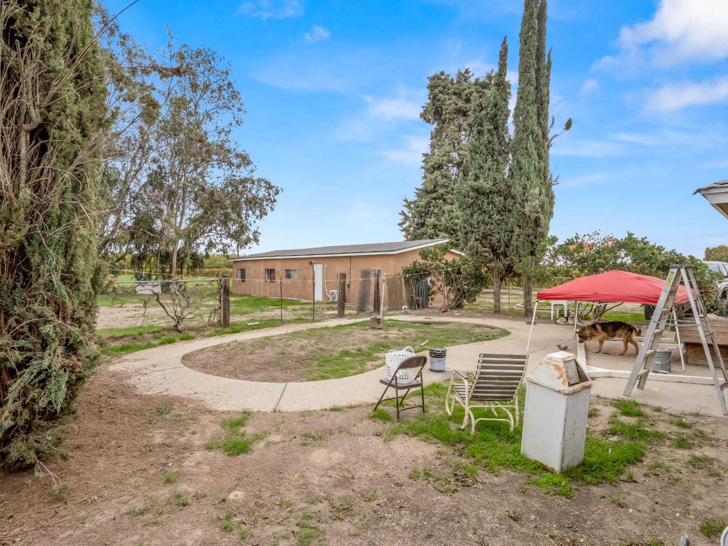 10375 W Kearney Blvd, Fresno, CA 93706