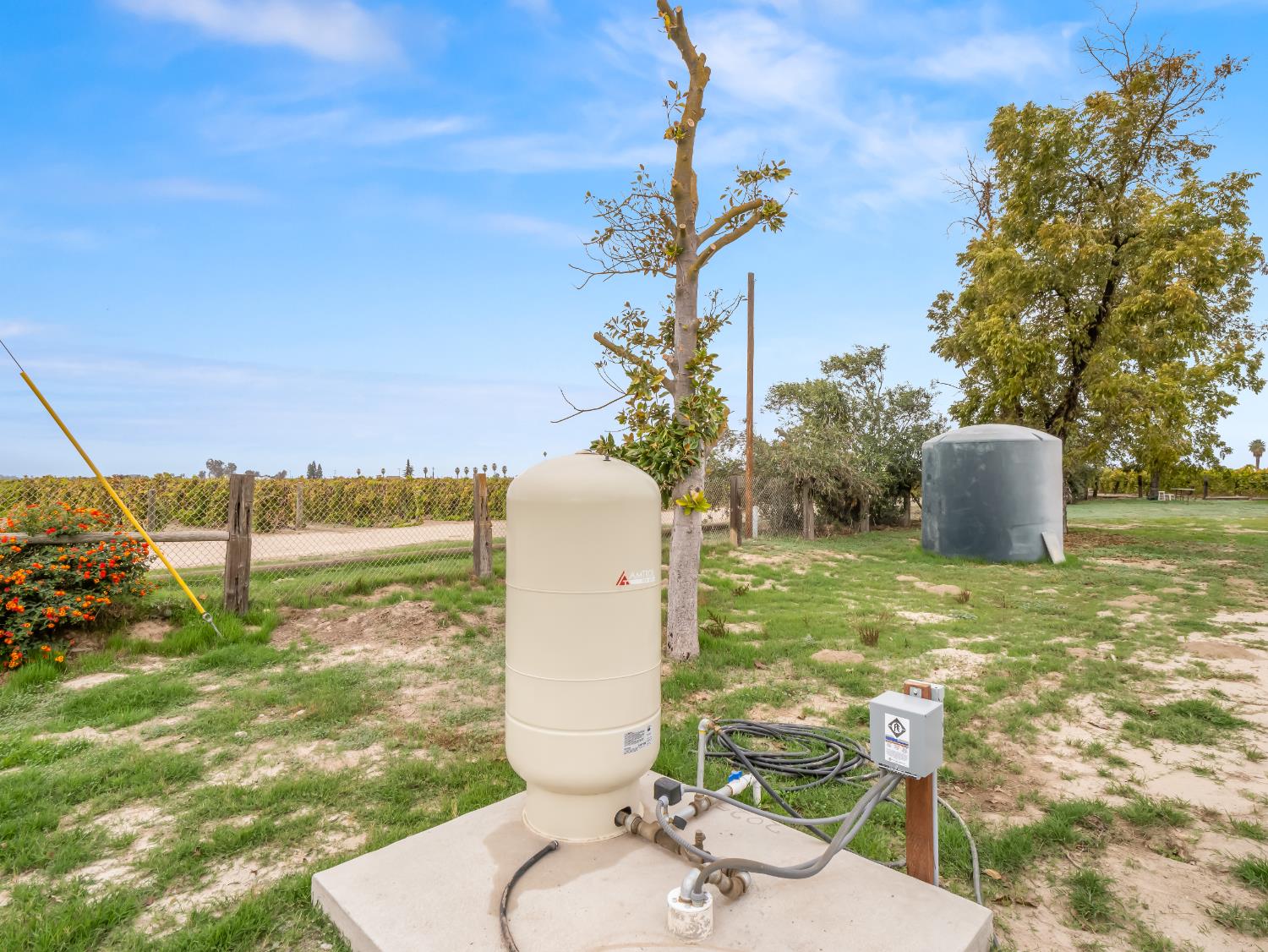 10375 W Kearney Blvd, Fresno, CA 93706