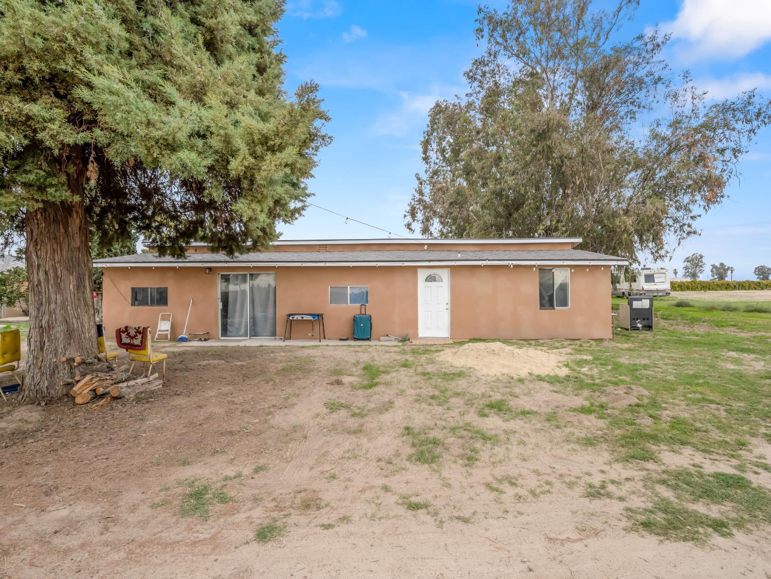 10375 W Kearney Blvd, Fresno, CA 93706