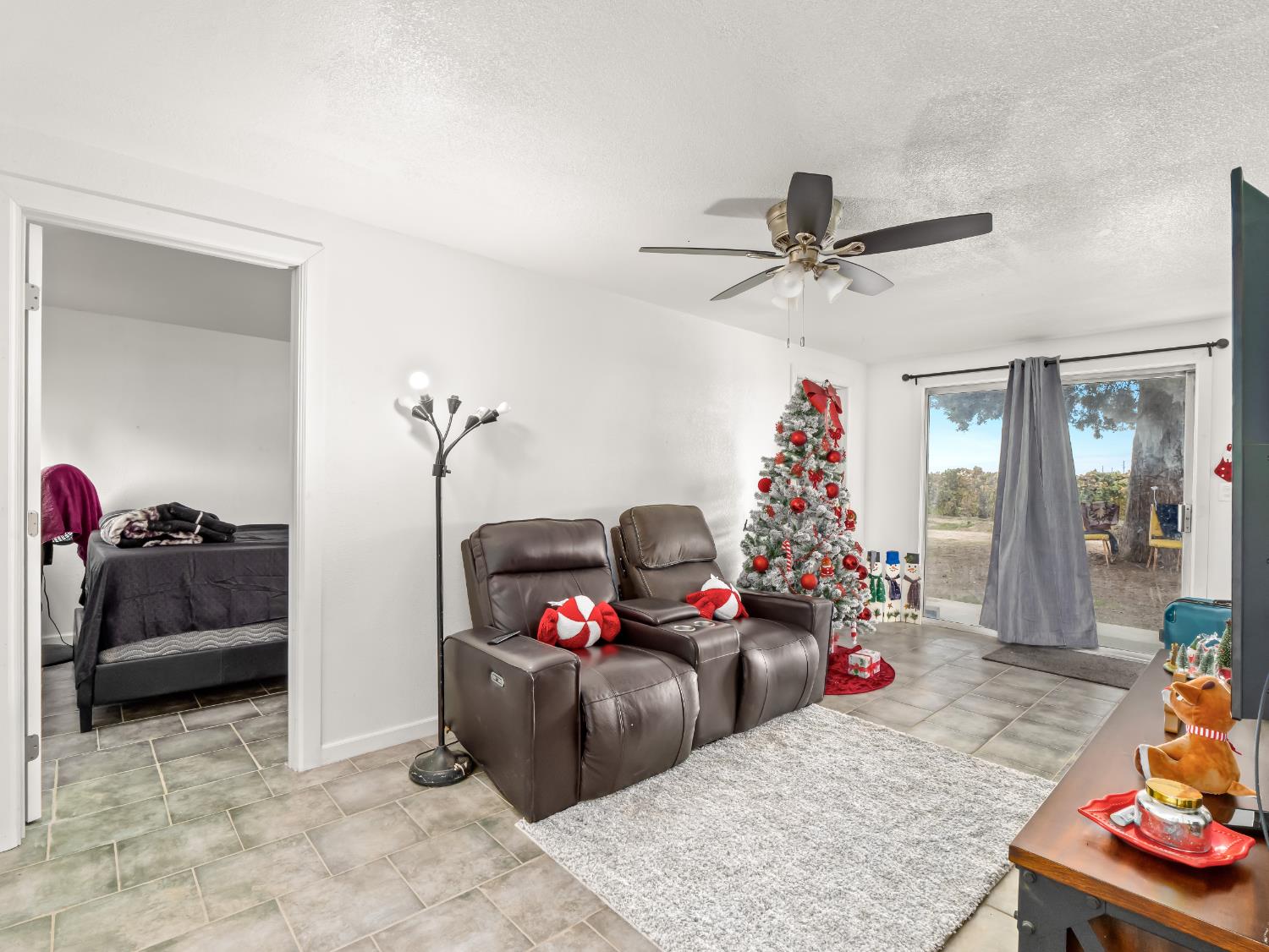 10375 W Kearney Blvd, Fresno, CA 93706