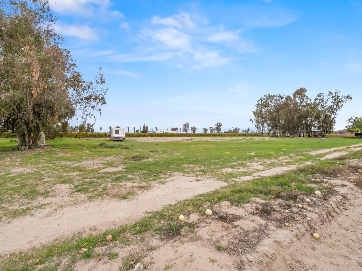 10375 W Kearney Blvd, Fresno, CA 93706