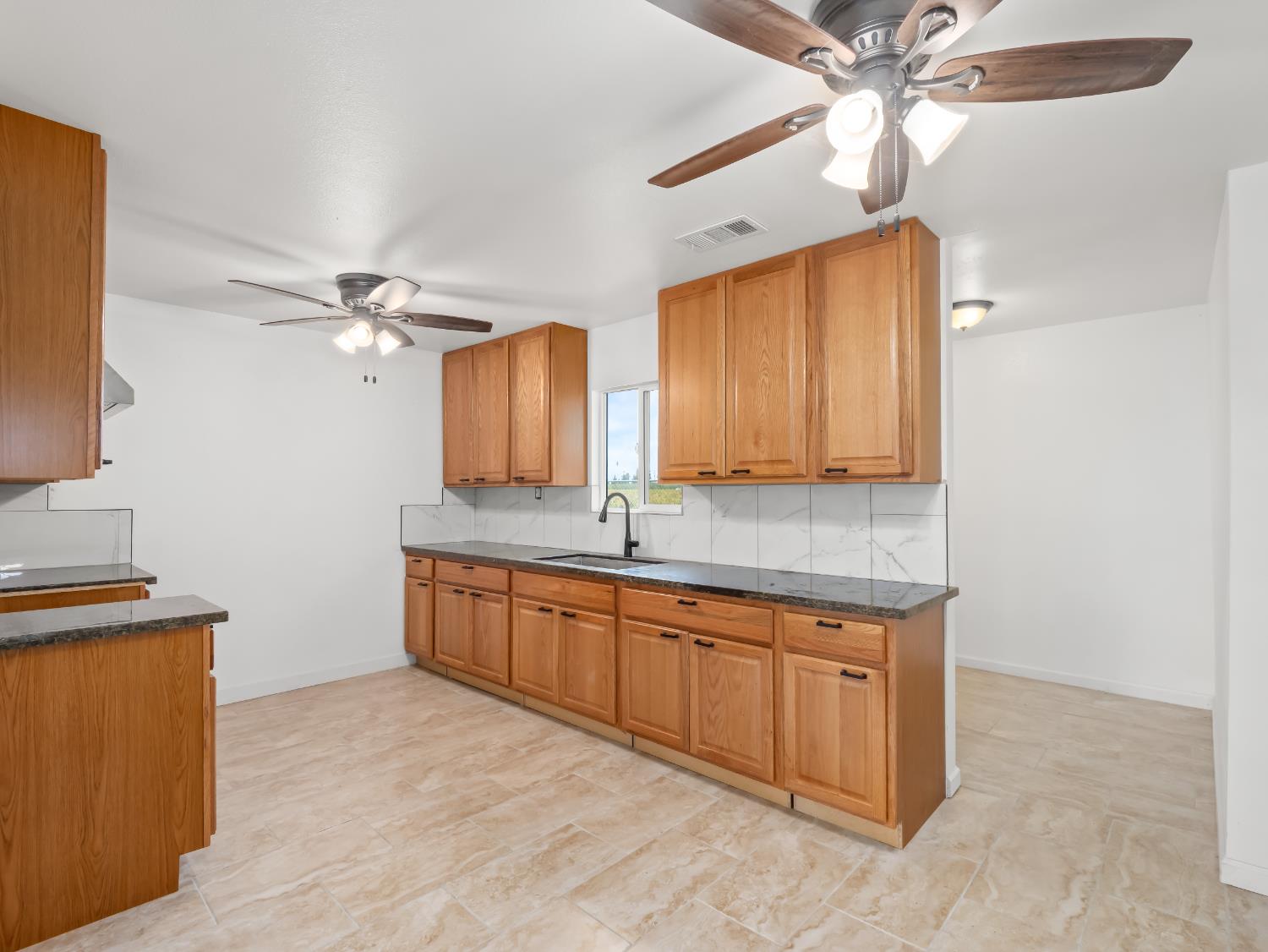 10375 W Kearney Blvd, Fresno, CA 93706