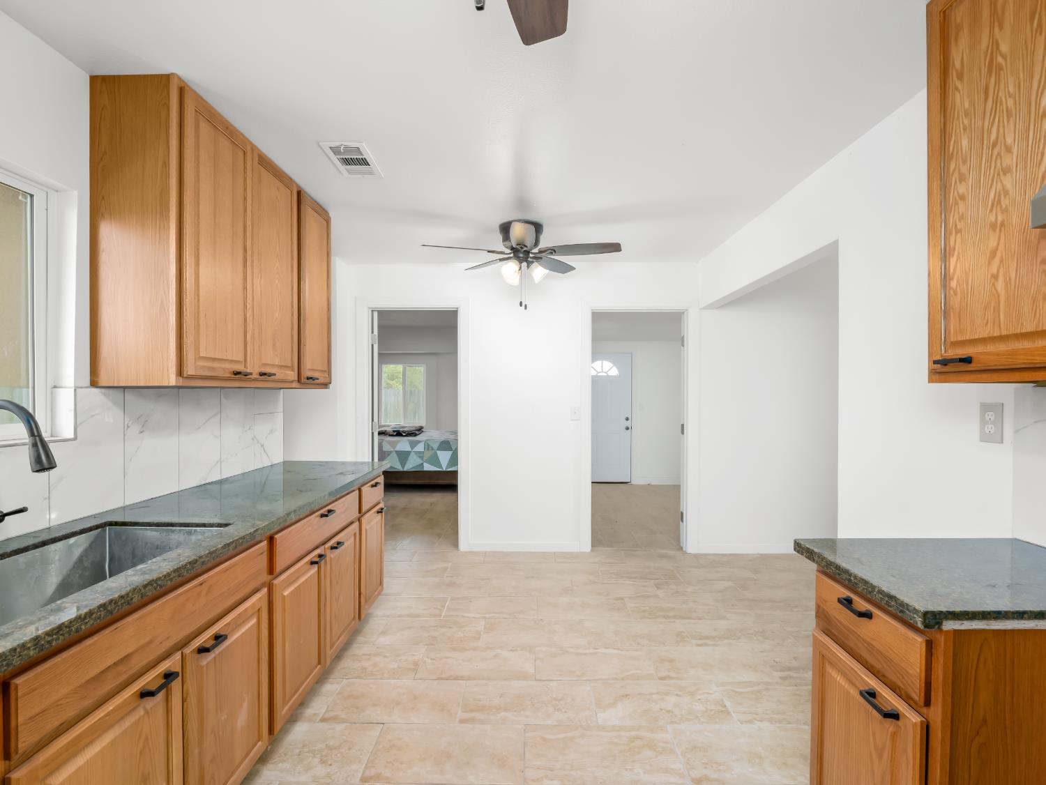 10375 W Kearney Blvd, Fresno, CA 93706