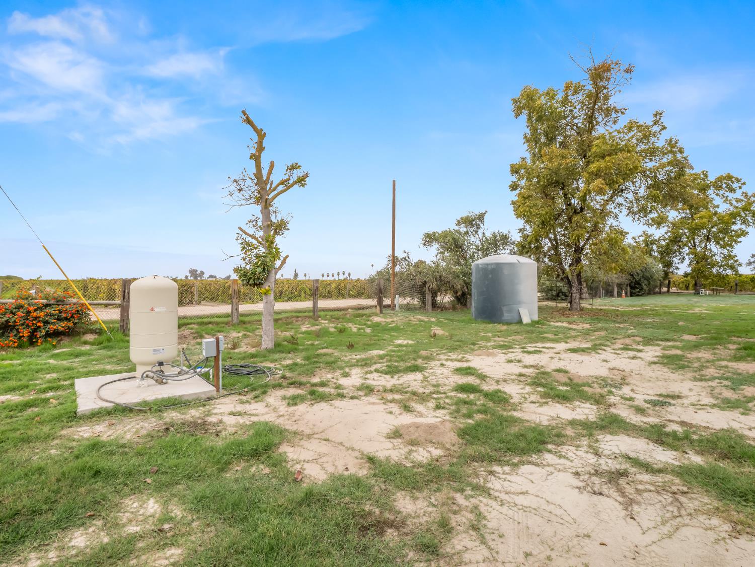 10375 W Kearney Blvd, Fresno, CA 93706