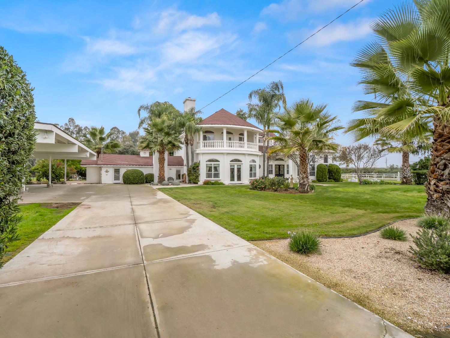 3933 N Greenwood Ave, Sanger, CA 93657