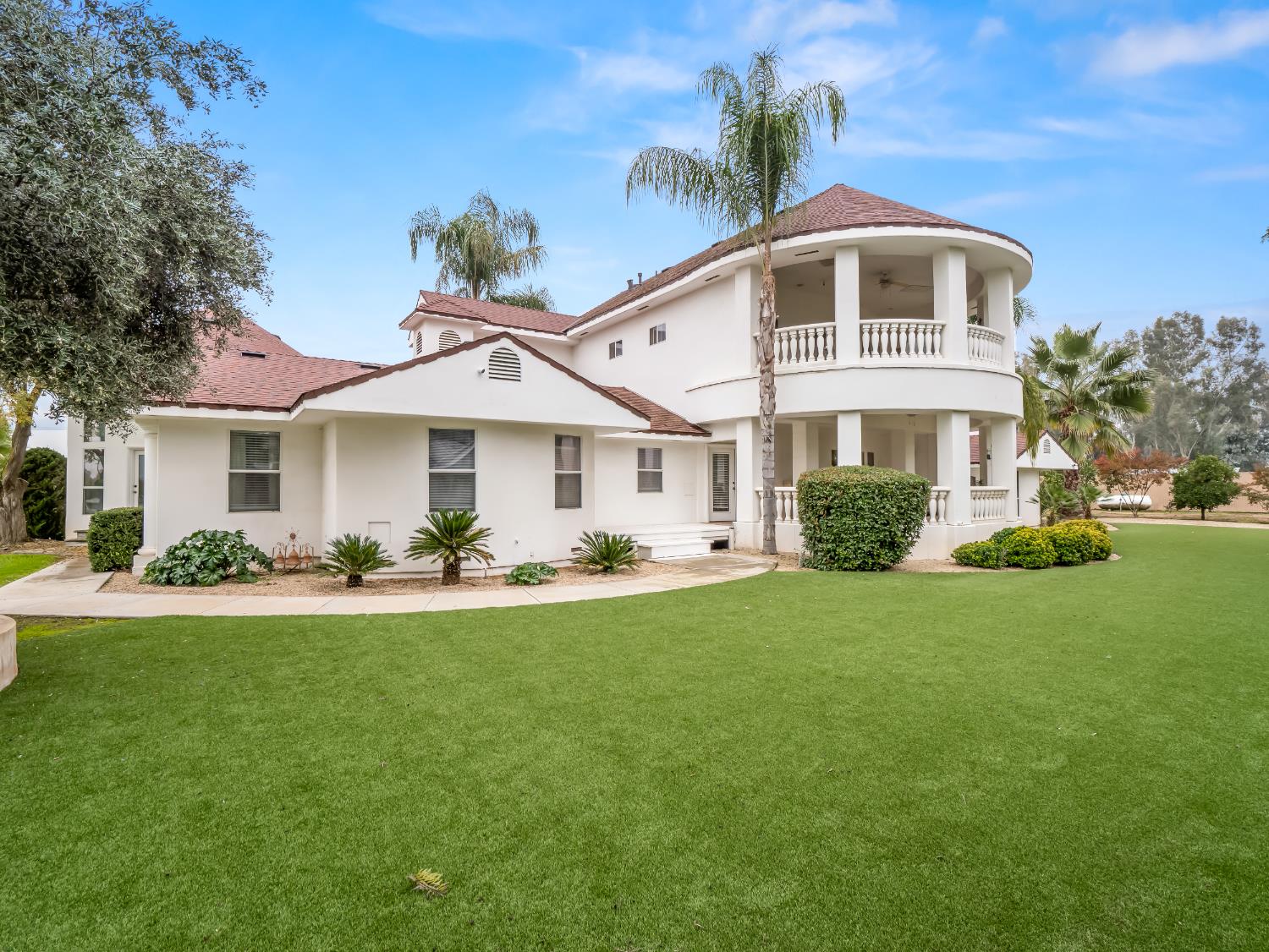 3933 N Greenwood Ave, Sanger, CA 93657