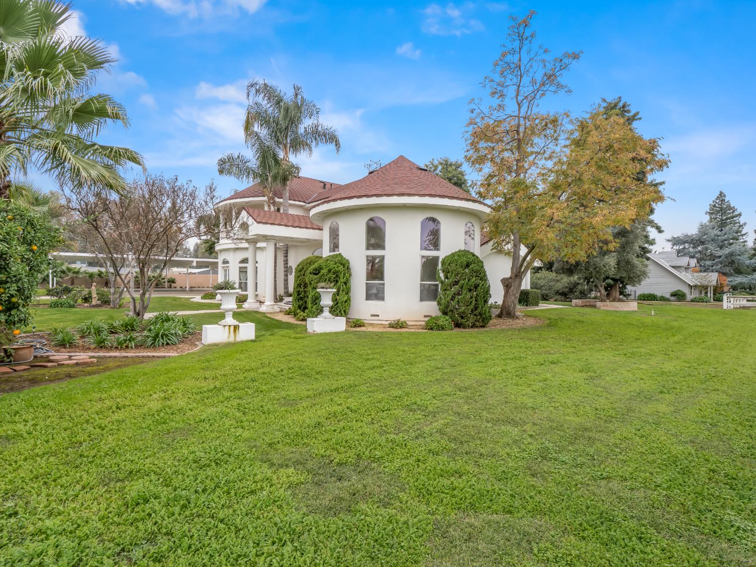 3933 N Greenwood Ave, Sanger, CA 93657