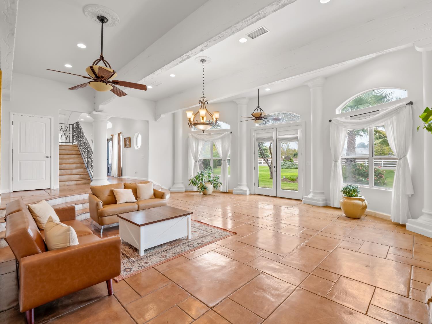 3933 N Greenwood Ave, Sanger, CA 93657