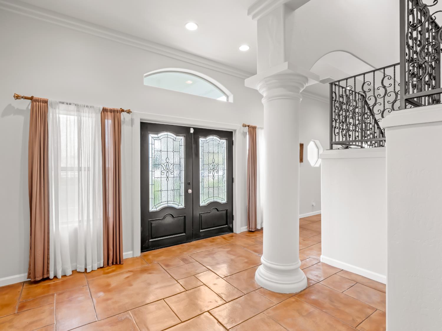 3933 N Greenwood Ave, Sanger, CA 93657