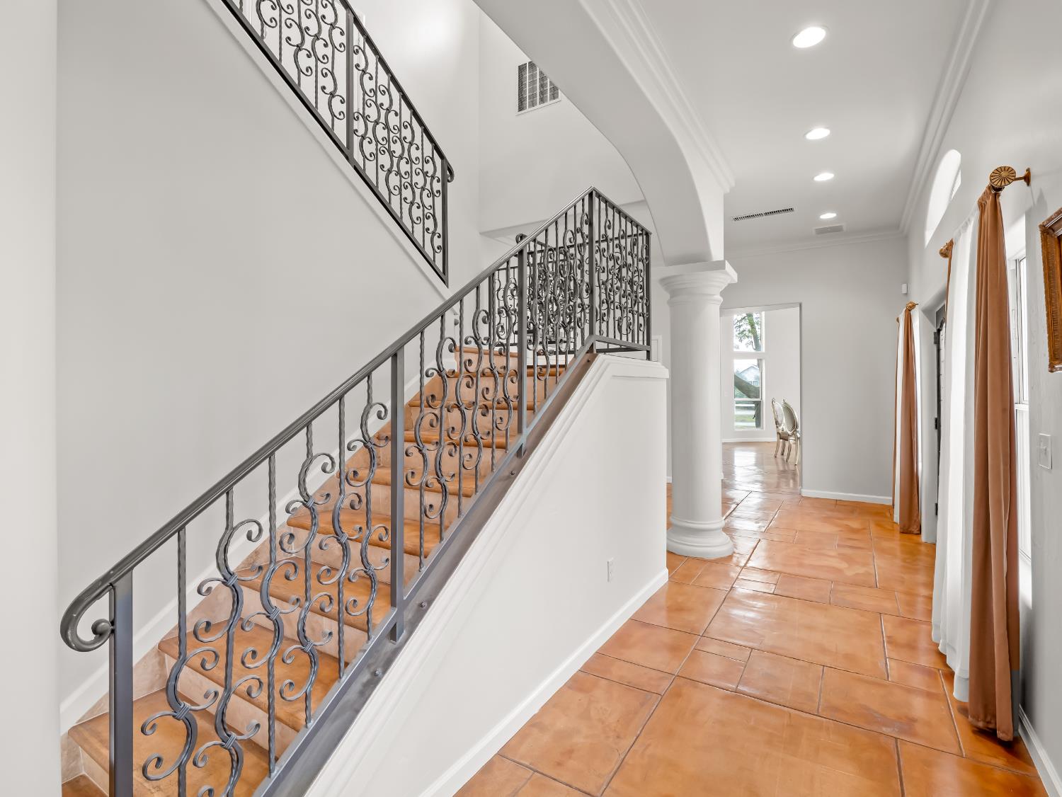 3933 N Greenwood Ave, Sanger, CA 93657