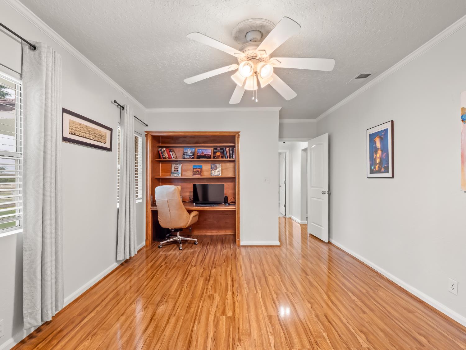 3933 N Greenwood Ave, Sanger, CA 93657