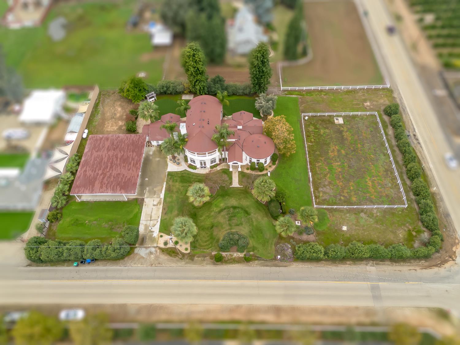 3933 N Greenwood Ave, Sanger, CA 93657