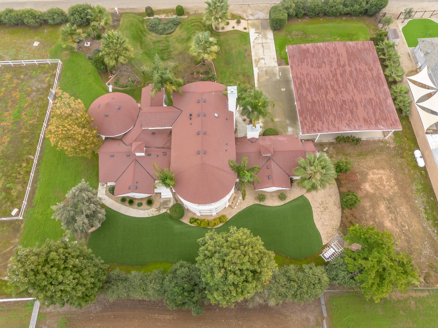 3933 N Greenwood Ave, Sanger, CA 93657