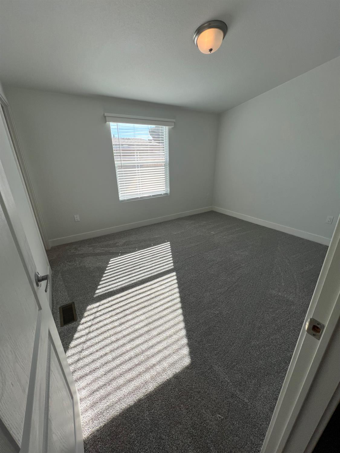 2706 W Ashlan Ave #299, Fresno, CA 93705