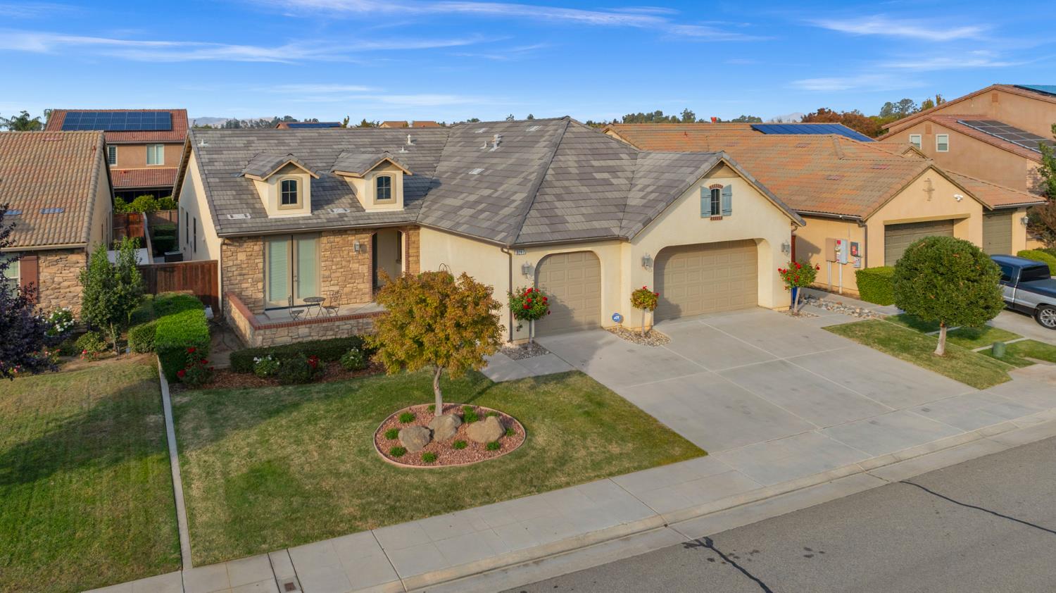 3267 Portals Ave, Clovis, CA 93619