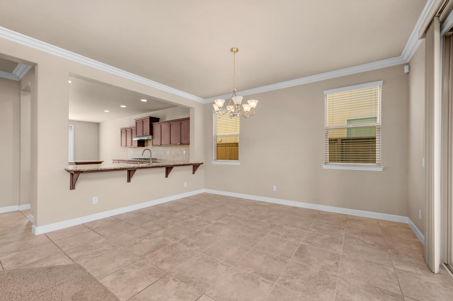 3267 Portals Ave, Clovis, CA 93619