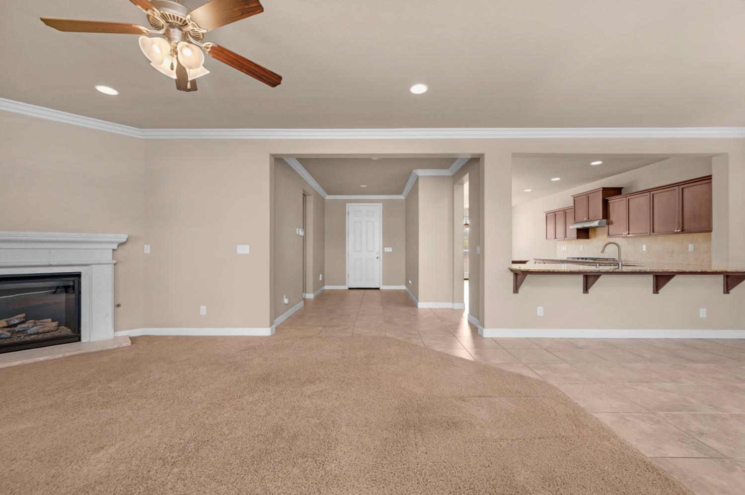 3267 Portals Ave, Clovis, CA 93619