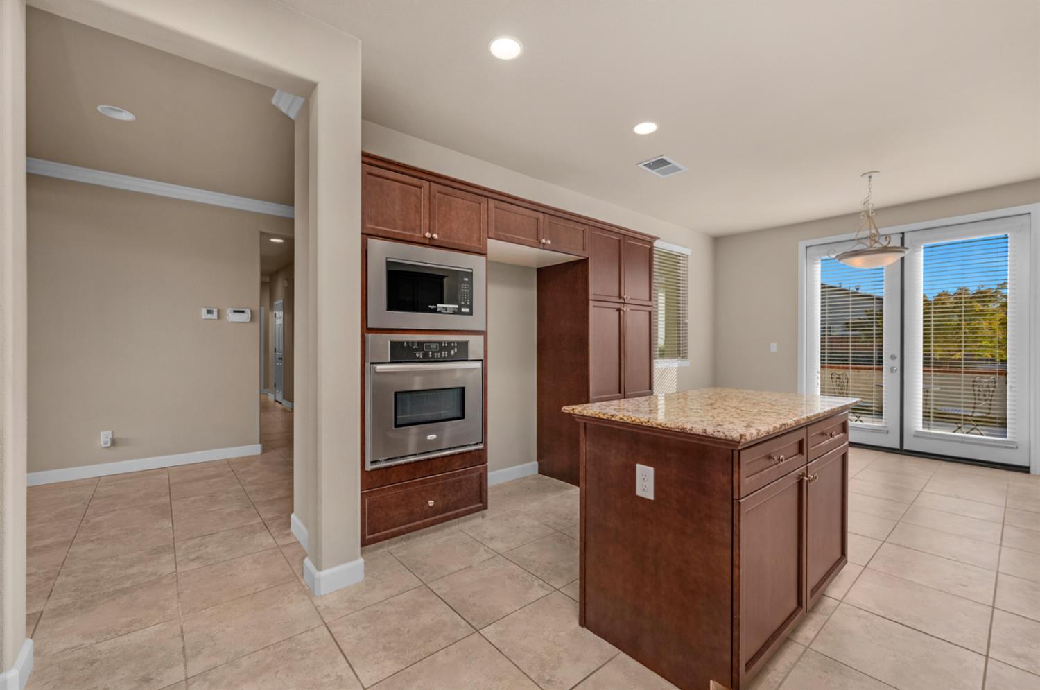 3267 Portals Ave, Clovis, CA 93619