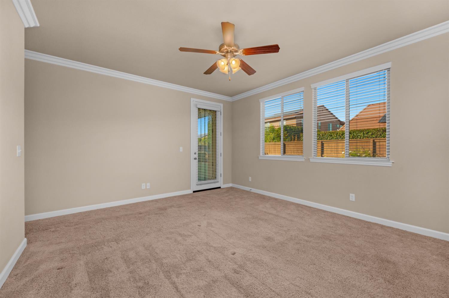 3267 Portals Ave, Clovis, CA 93619