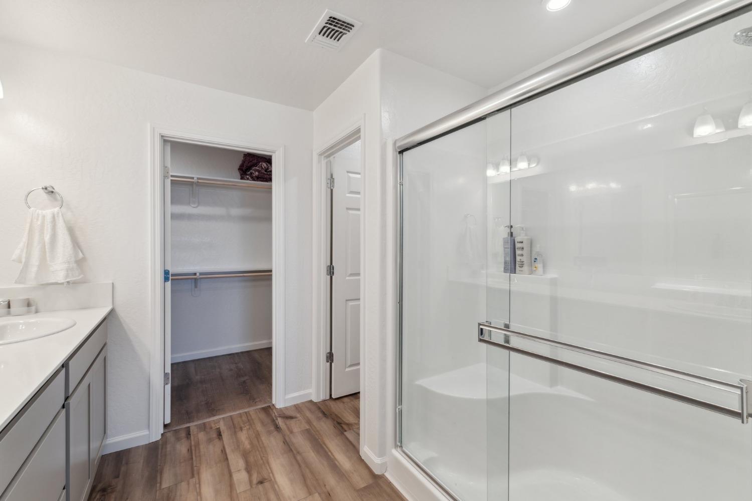 264 Rosebriar St, Madera, CA 93638