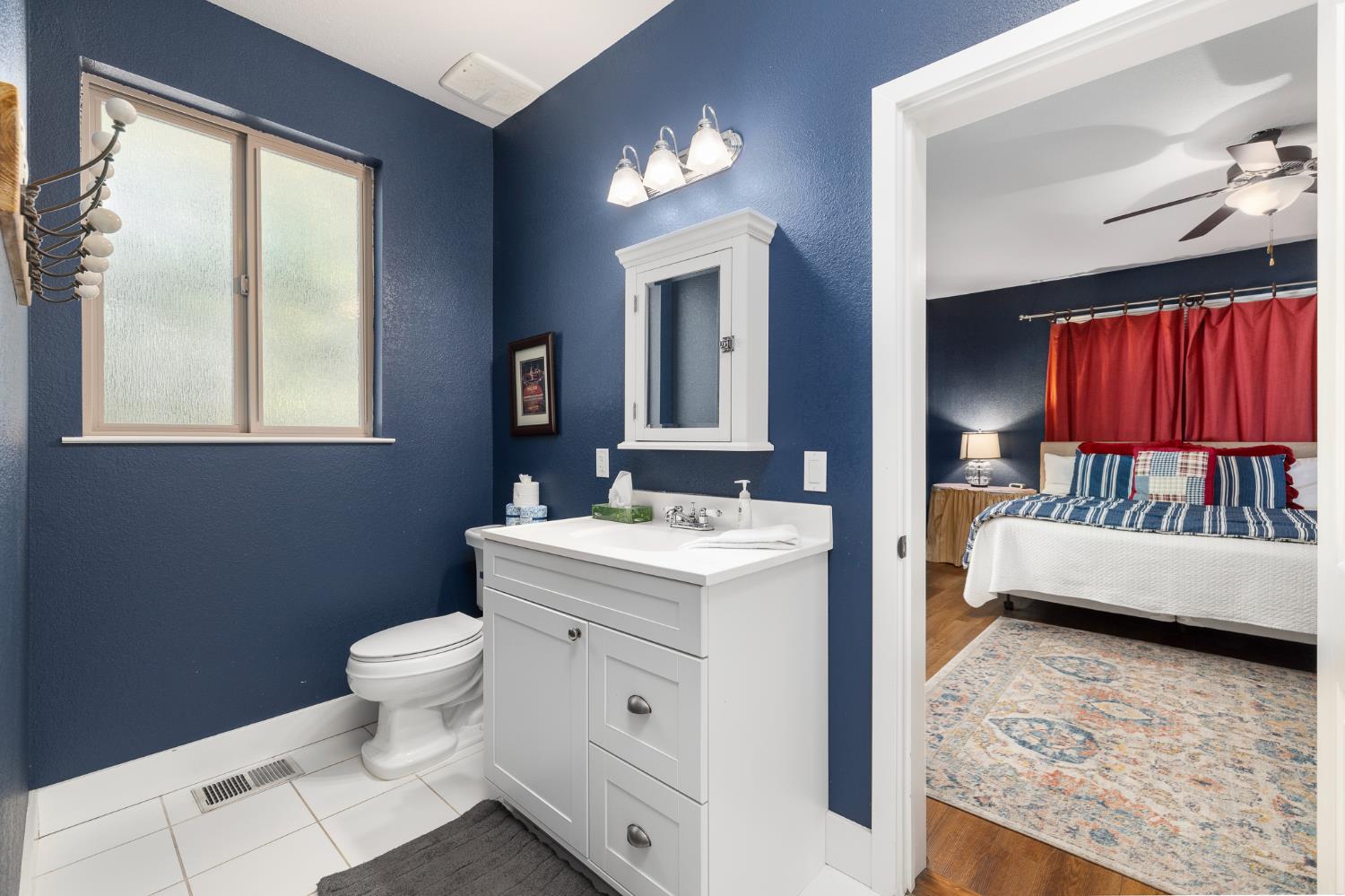 39828 Granite Ridge Ln, Bass Lake, CA 93604