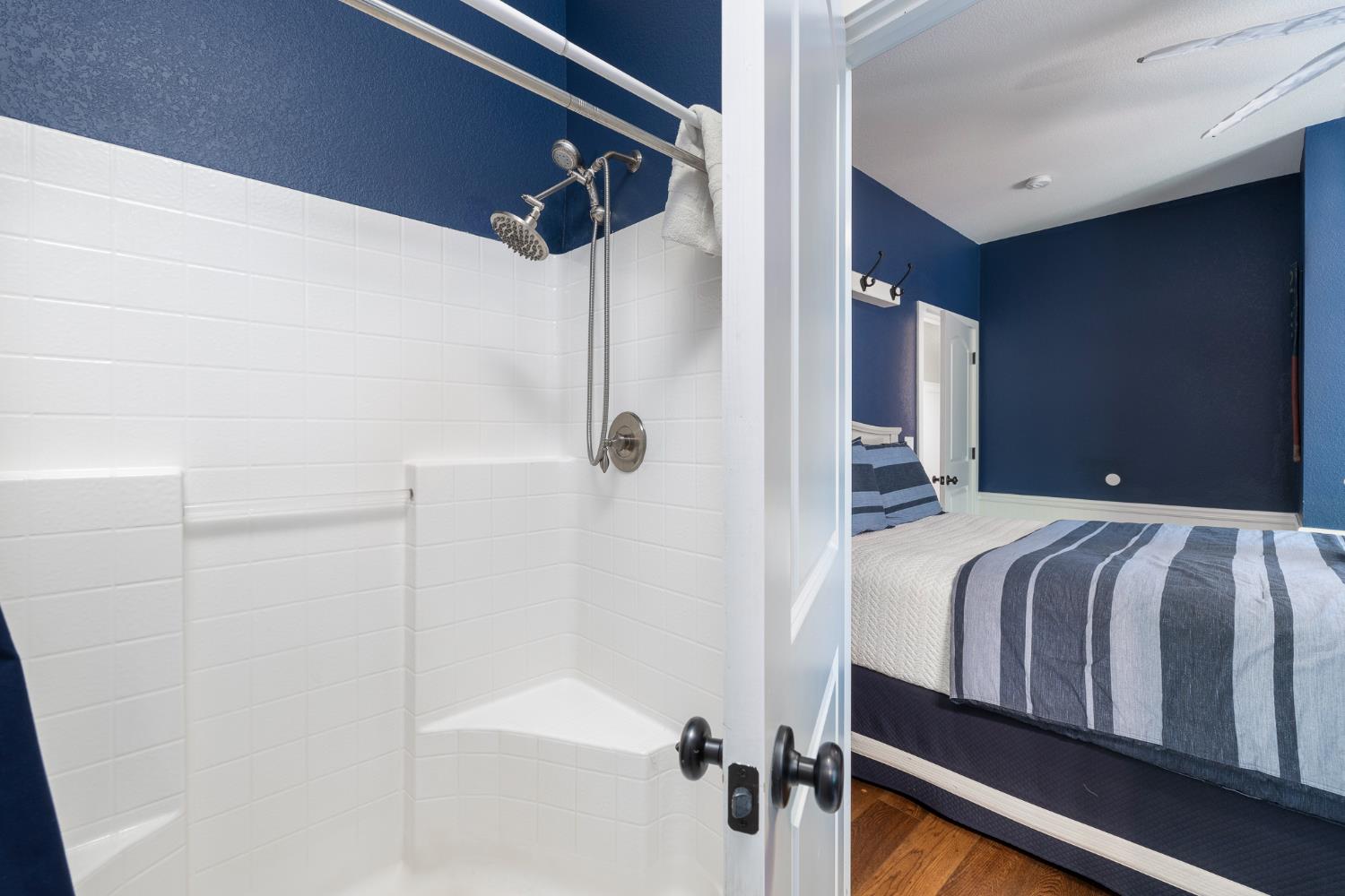 39828 Granite Ridge Ln, Bass Lake, CA 93604