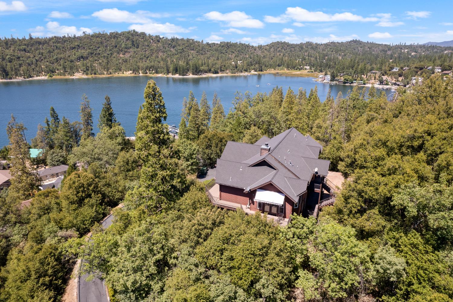 39828 Granite Ridge Ln, Bass Lake, CA 93604
