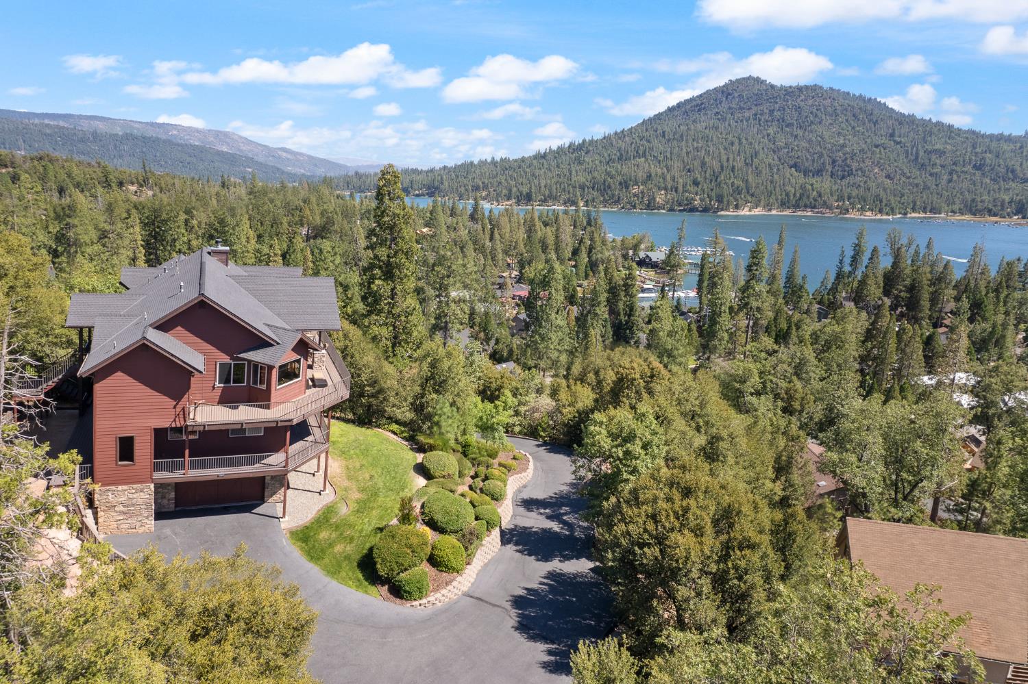 39828 Granite Ridge Ln, Bass Lake, CA 93604