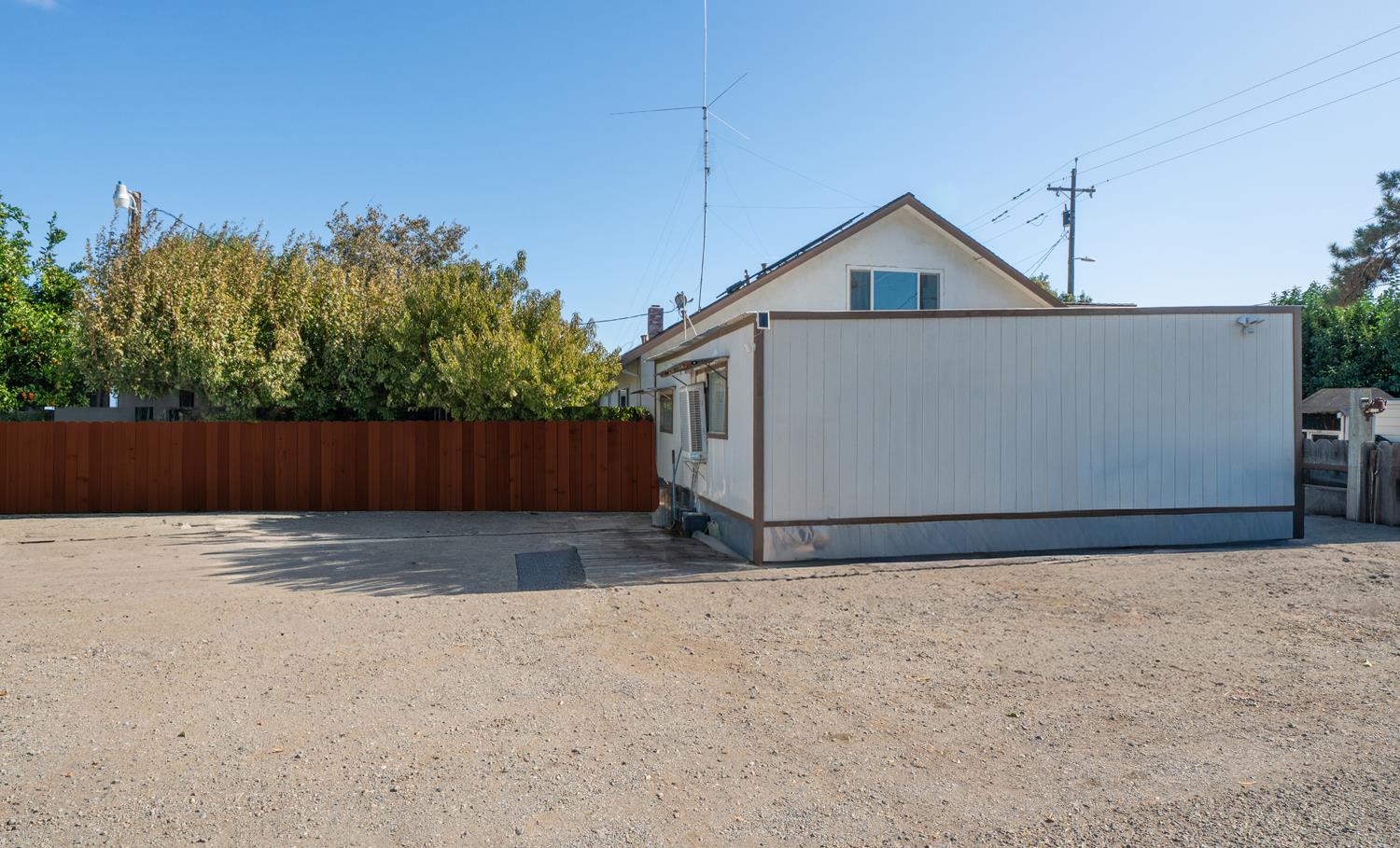 20058 Cardoza Rd, Los Banos, CA 93635