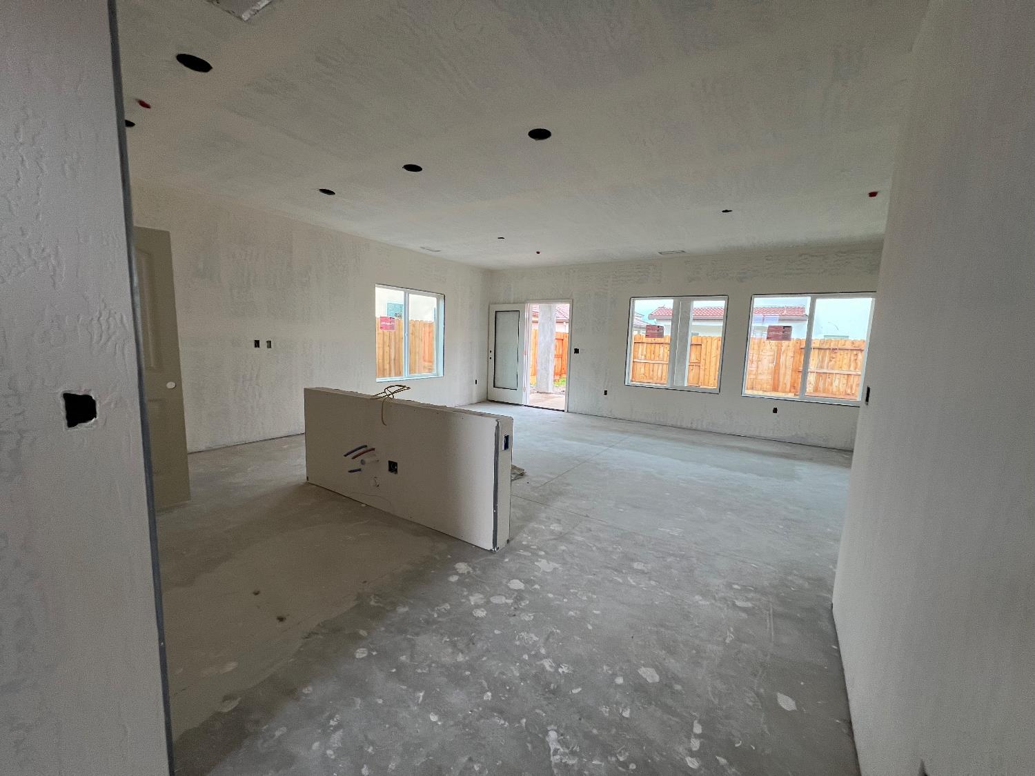 1444 Crimson Way #LT 50, Dinuba, CA 93618