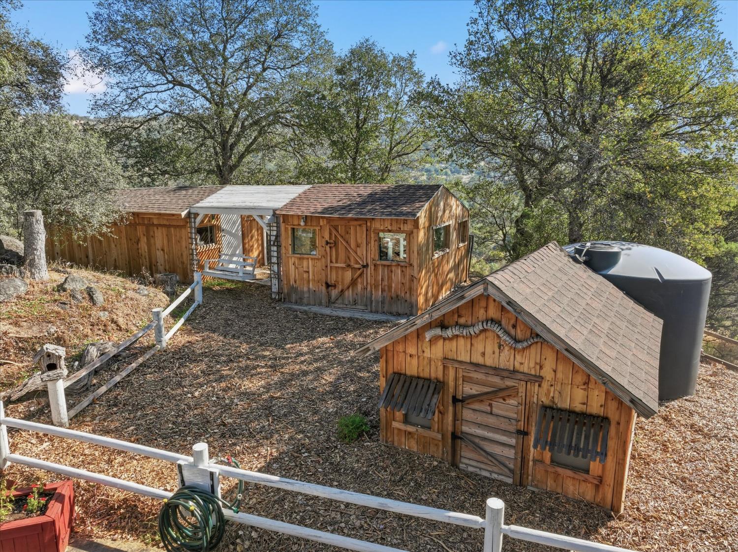 32583 River Knolls Rd, Coarsegold, CA 93614