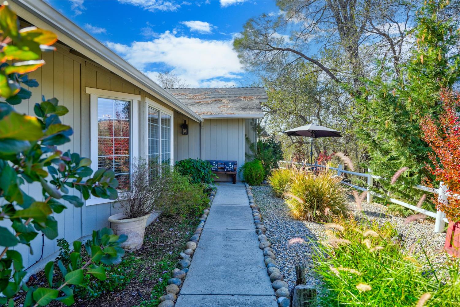 32583 River Knolls Rd, Coarsegold, CA 93614