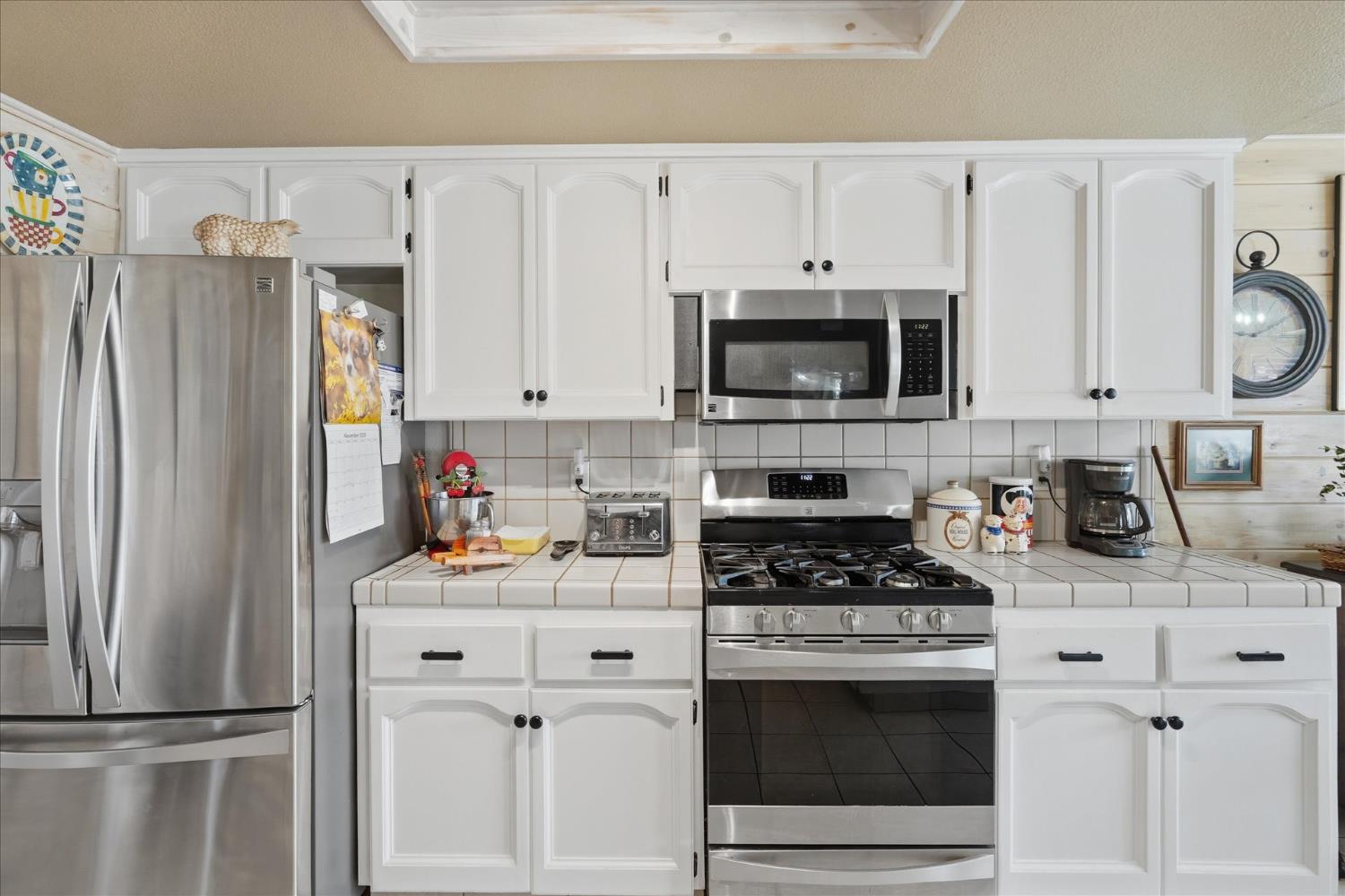 32583 River Knolls Rd, Coarsegold, CA 93614