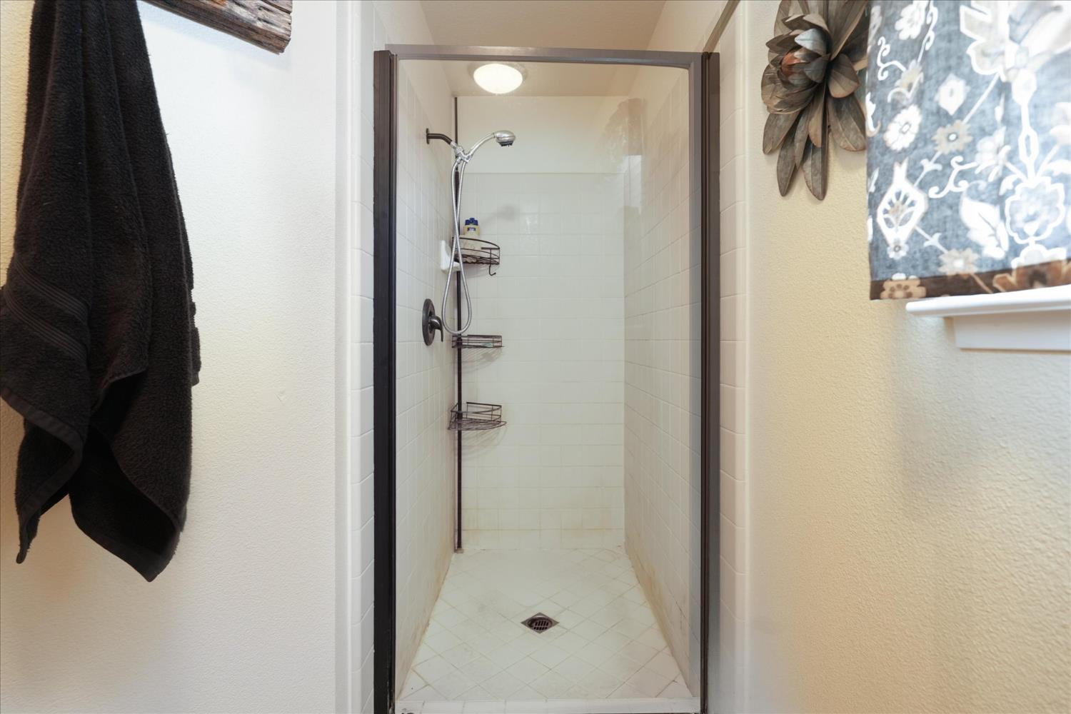 32583 River Knolls Rd, Coarsegold, CA 93614