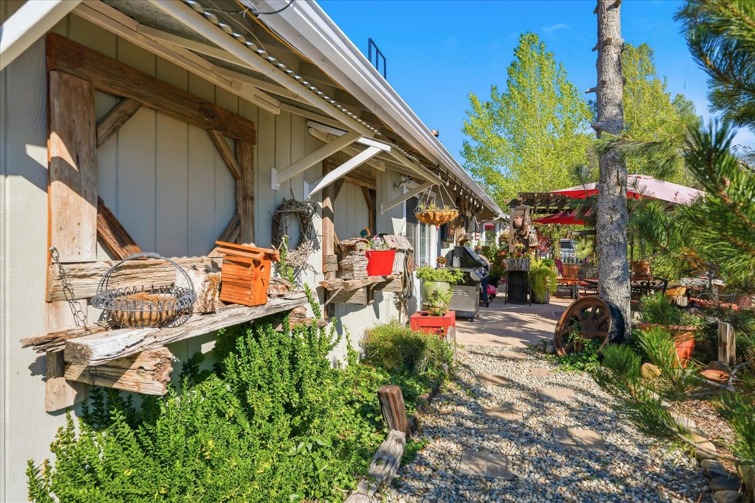 32583 River Knolls Rd, Coarsegold, CA 93614