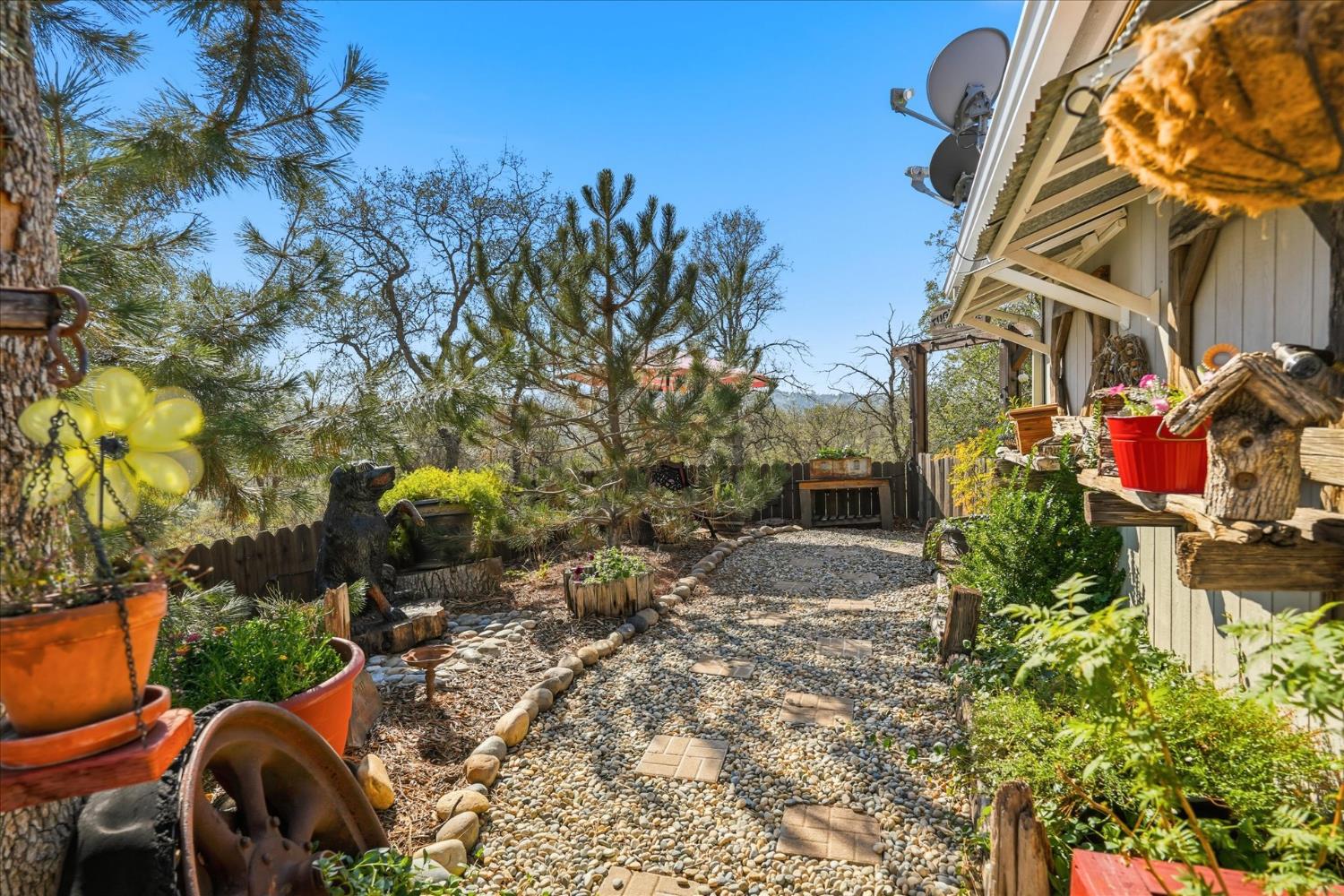 32583 River Knolls Rd, Coarsegold, CA 93614