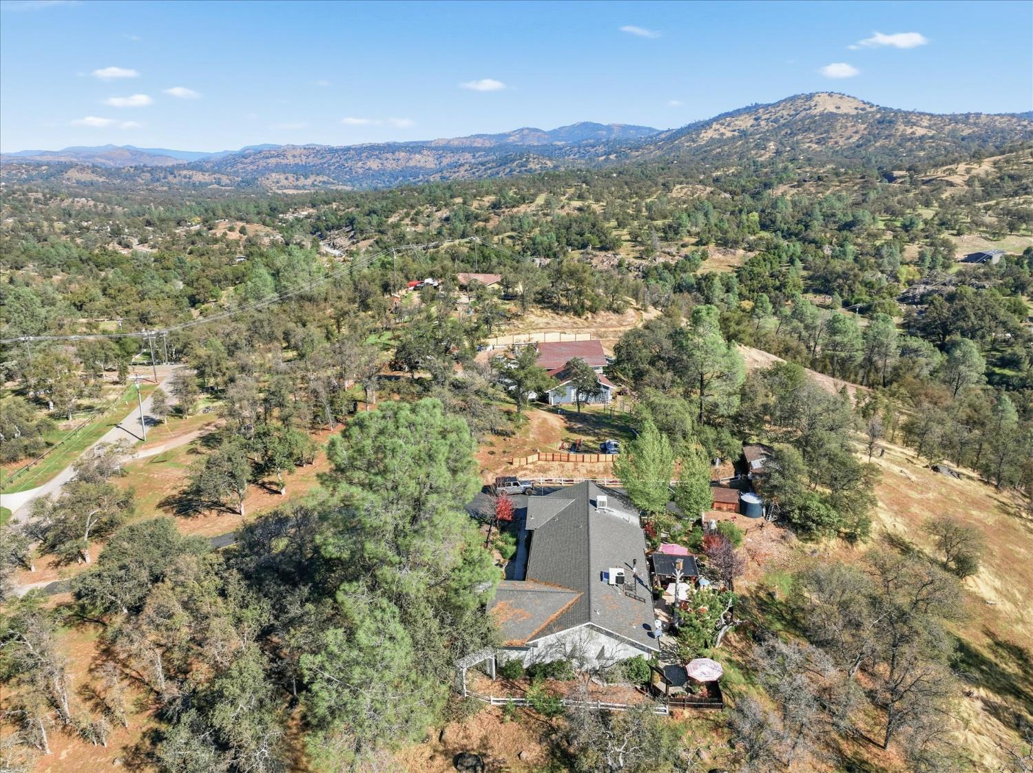 32583 River Knolls Rd, Coarsegold, CA 93614