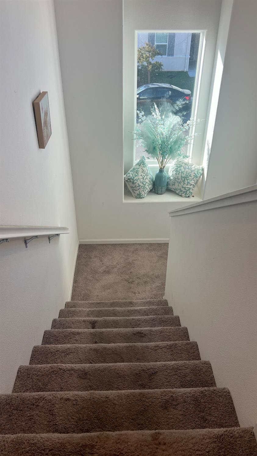 6477 W Santa Ana Ave, Fresno, CA 93723