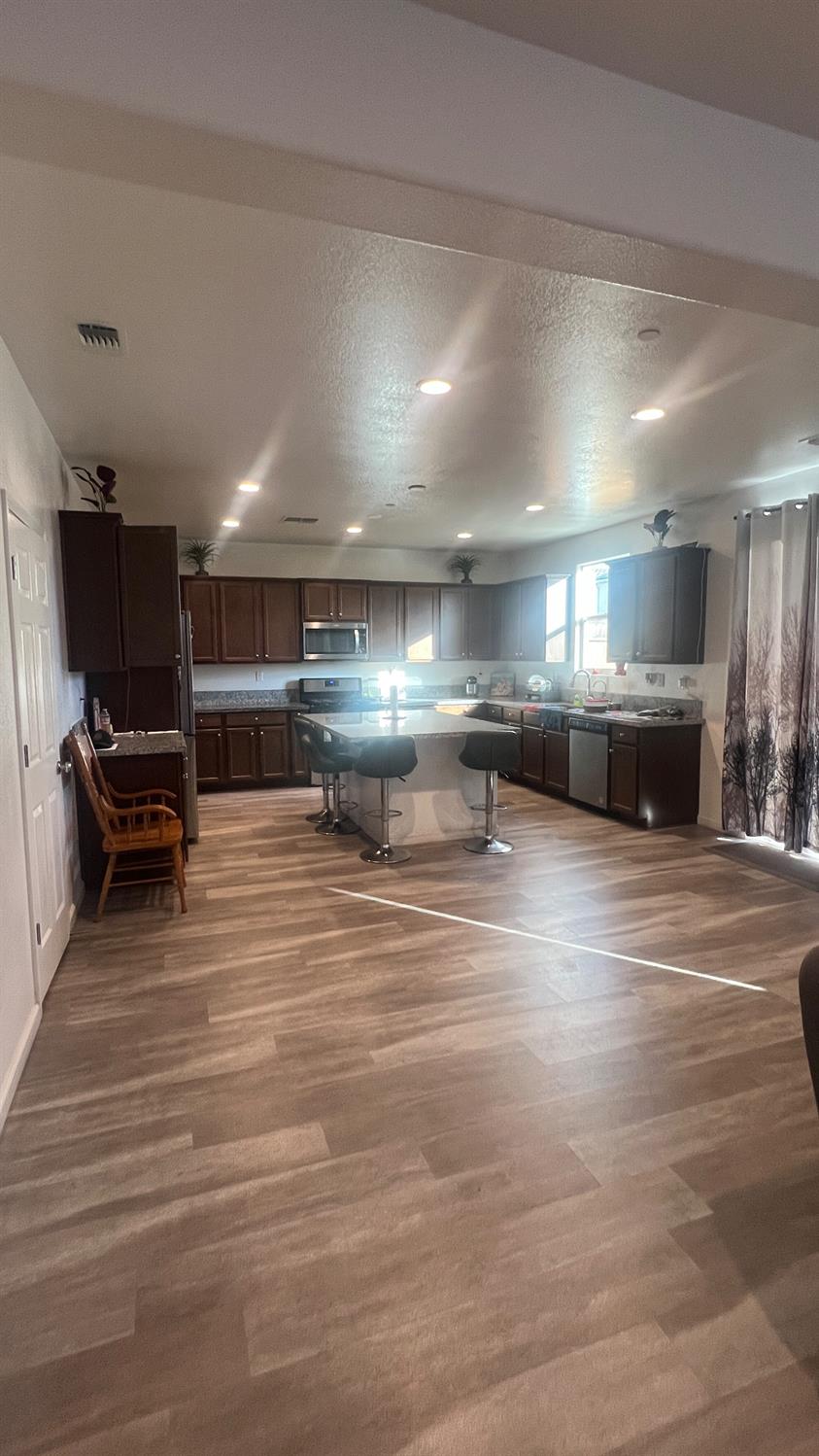 6477 W Santa Ana Ave, Fresno, CA 93723