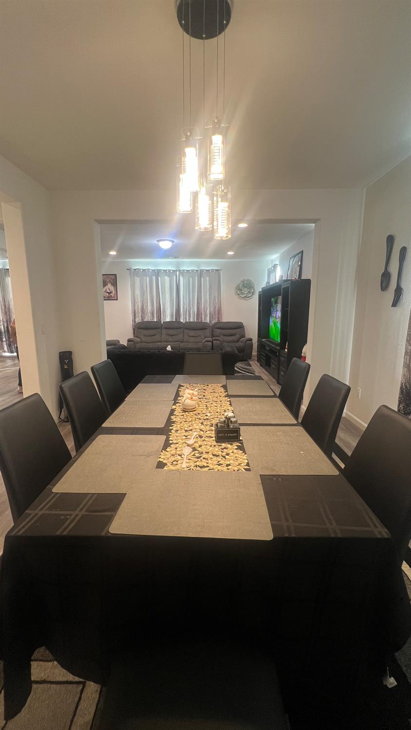 6477 W Santa Ana Ave, Fresno, CA 93723