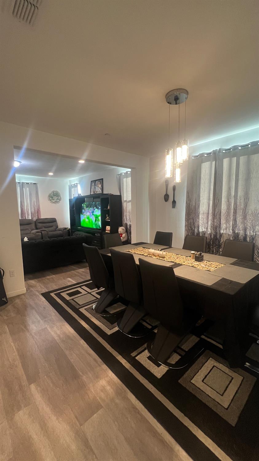 6477 W Santa Ana Ave, Fresno, CA 93723