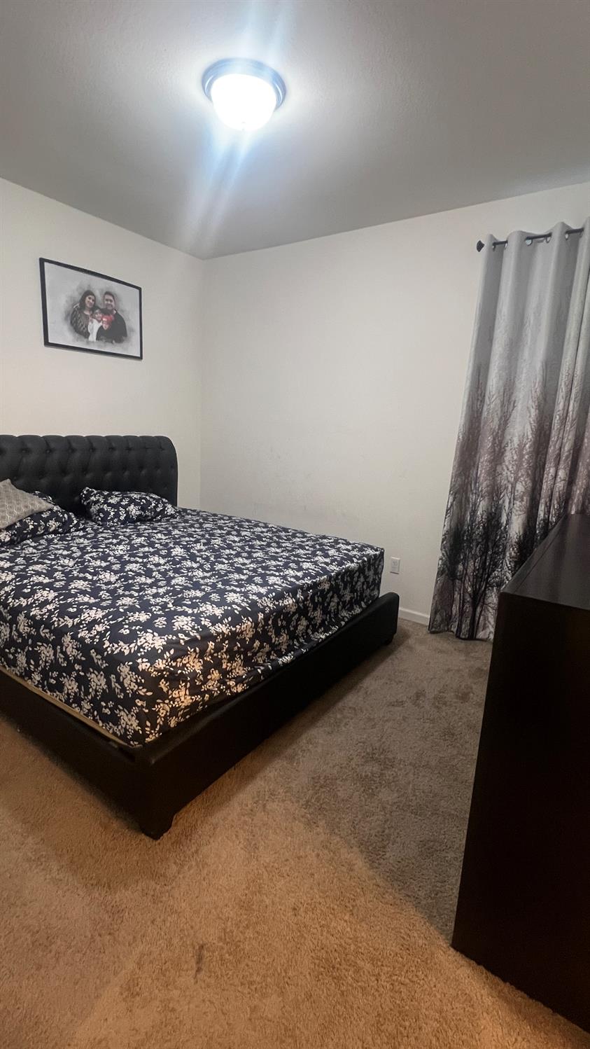 6477 W Santa Ana Ave, Fresno, CA 93723