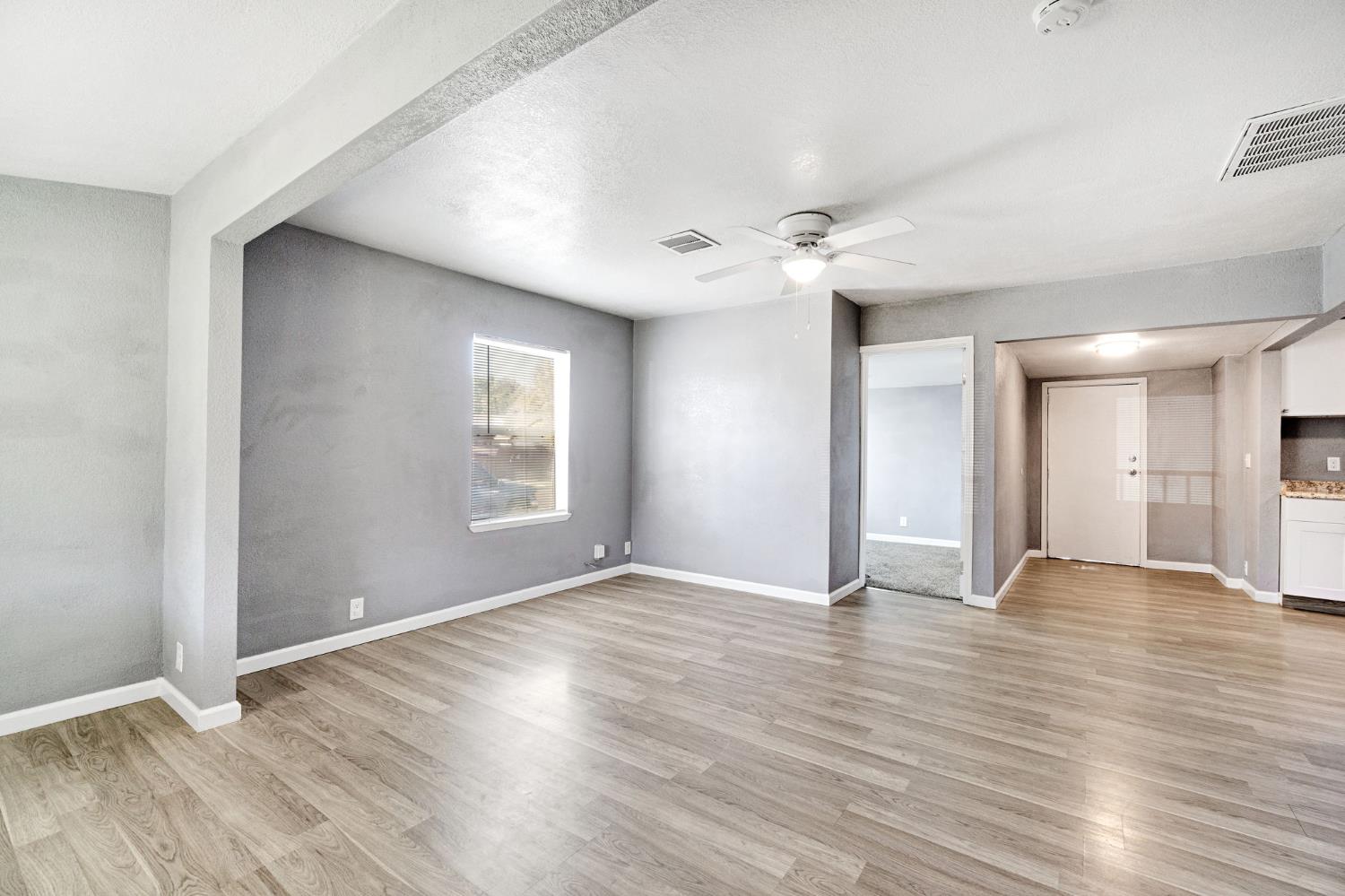 1405 E Cortland Ave, Fresno, CA 93704