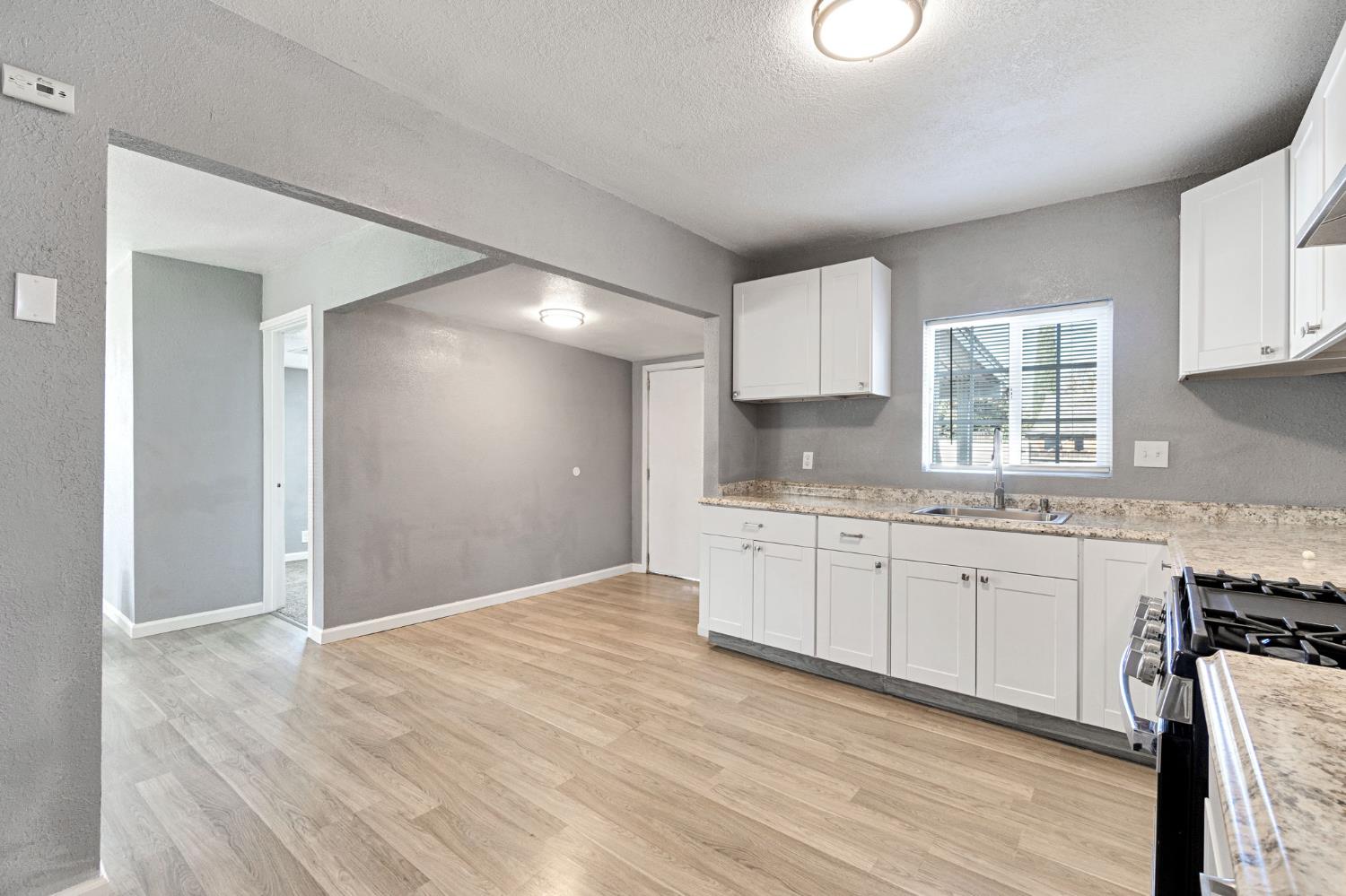 1405 E Cortland Ave, Fresno, CA 93704