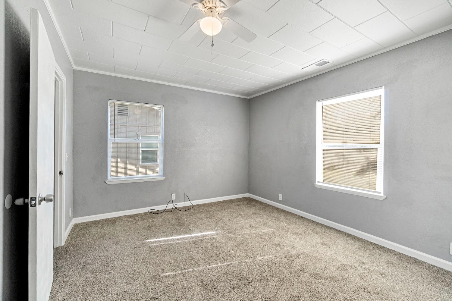 1405 E Cortland Ave, Fresno, CA 93704