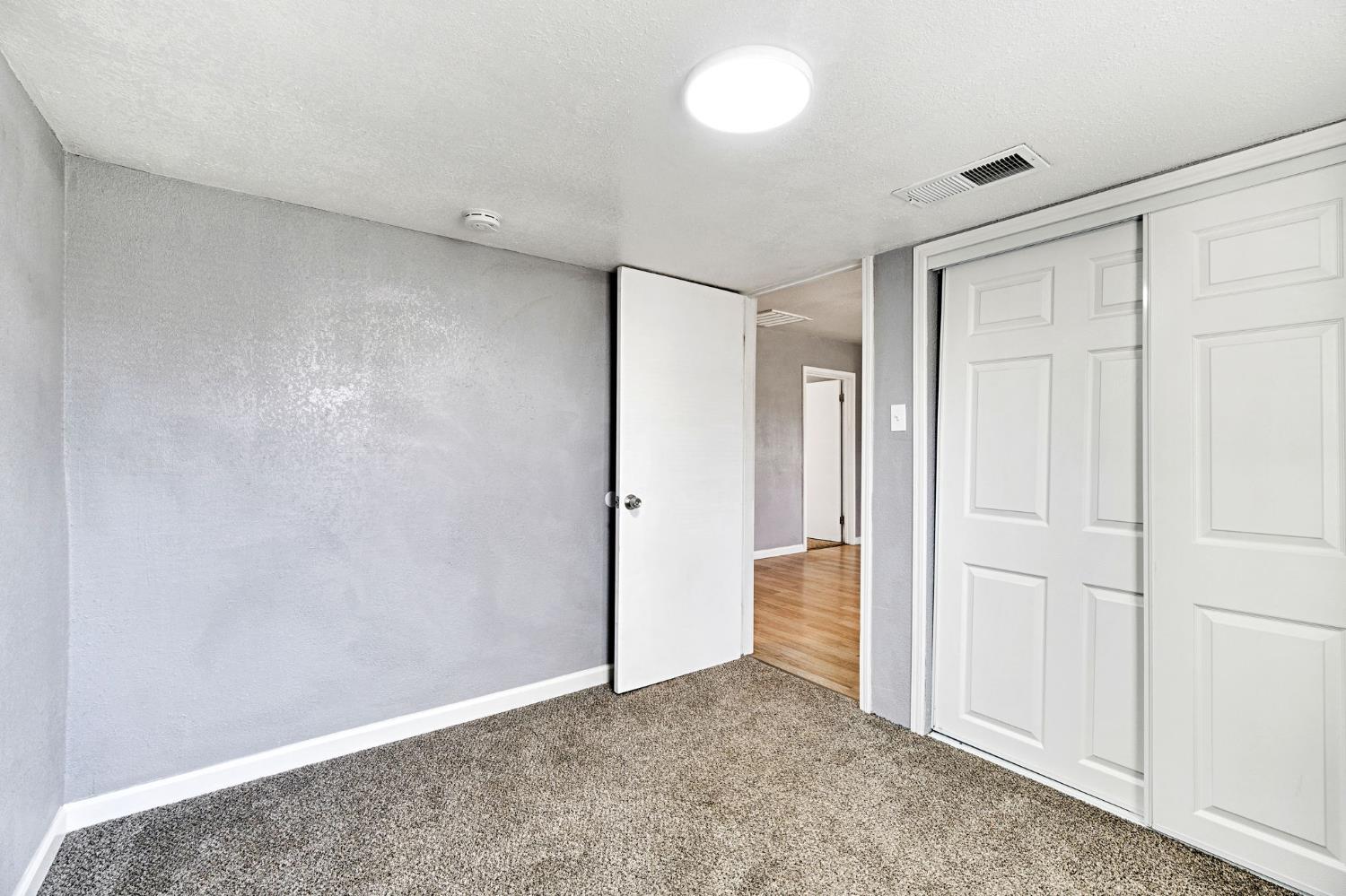 1405 E Cortland Ave, Fresno, CA 93704