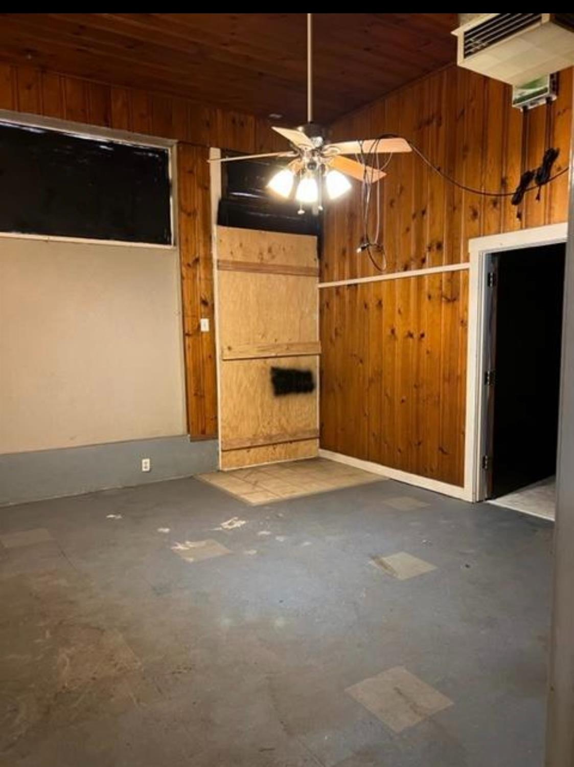 928 N Fresno St, Fresno, CA 93701