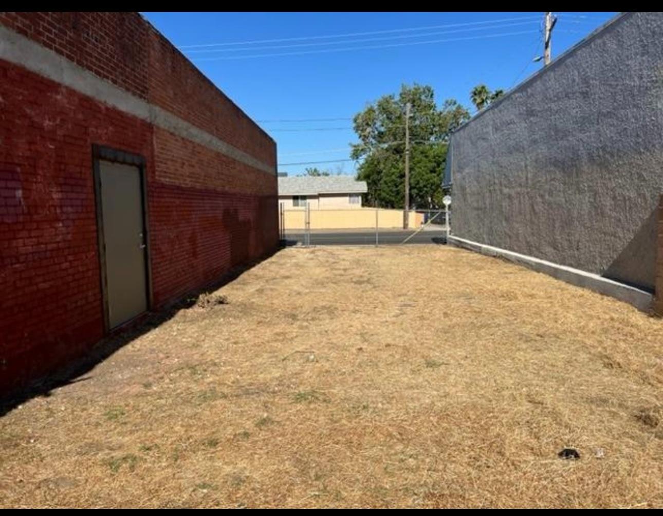 928 N Fresno St, Fresno, CA 93701