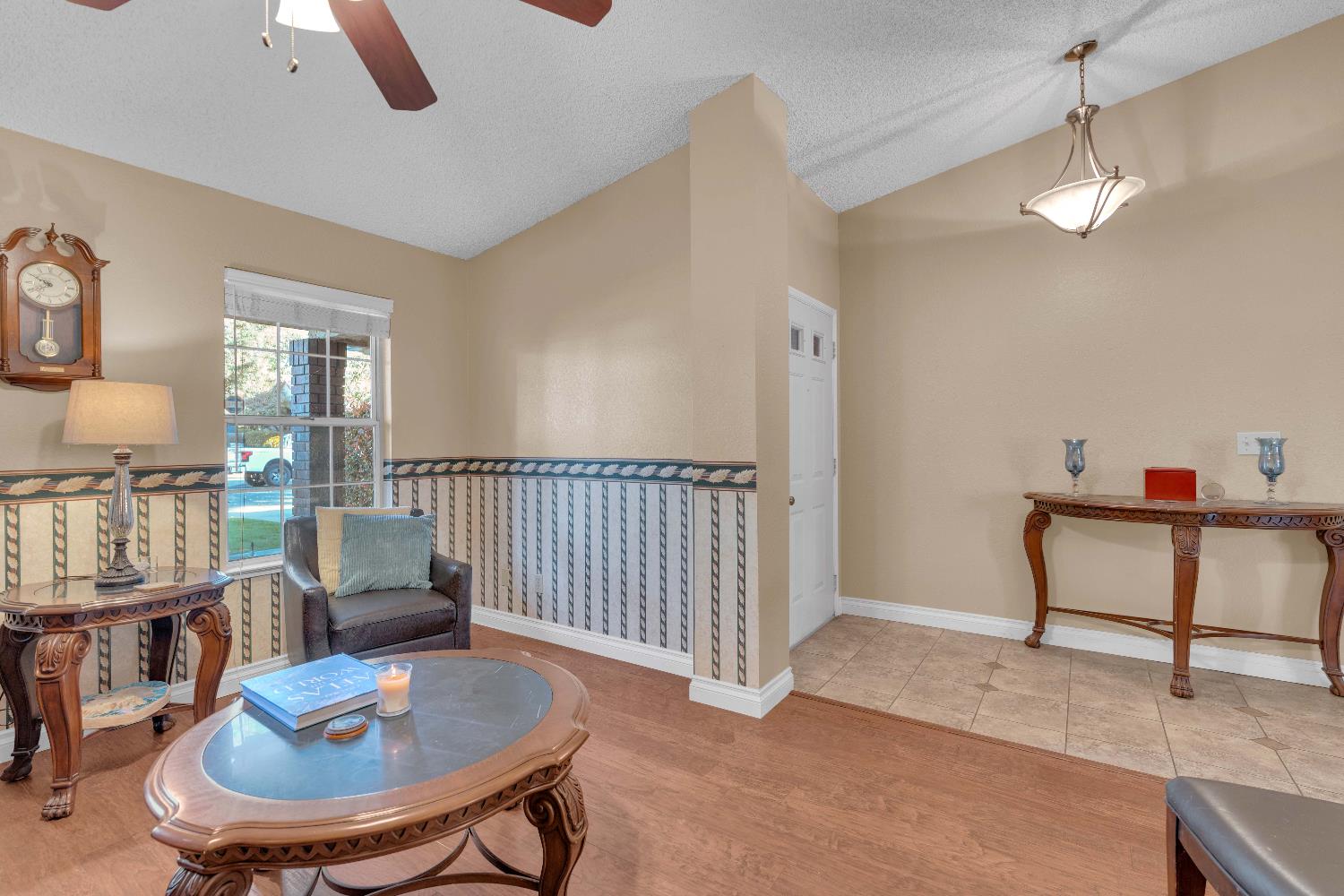 6107 N Tamera Ave, Fresno, CA 93711