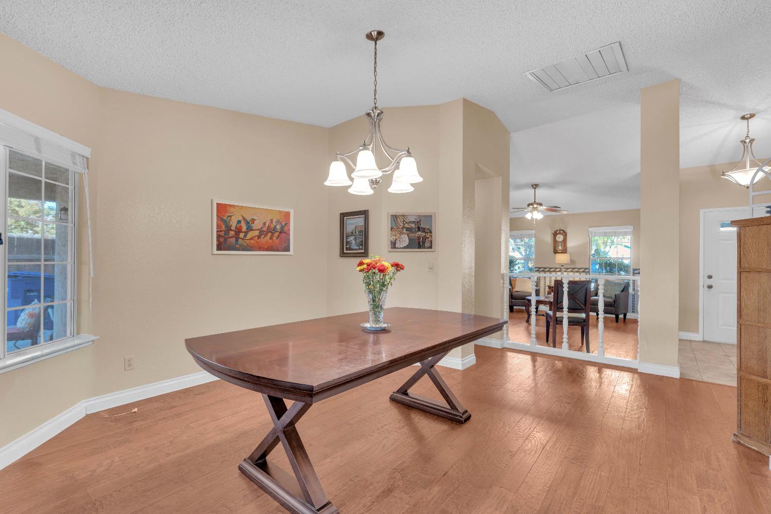 6107 N Tamera Ave, Fresno, CA 93711